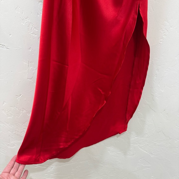 NWT Hello Molly Secret To Tell Satin Midi Dress Red Valentine Cutout Women's 2 - Picture 9 of 16